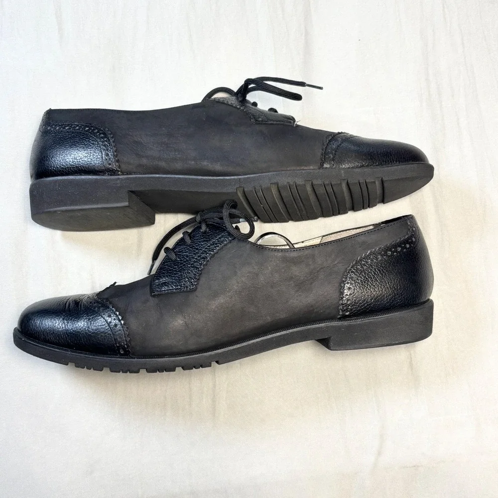 Vintage salvatore Ferragamo Ferrara oxford wingtip shoes womens 8.5 aa back 90s